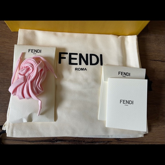 FENDI-AUTHENTIC NWT Pink Leather HighRise Sneakers - Picture 2 of 15